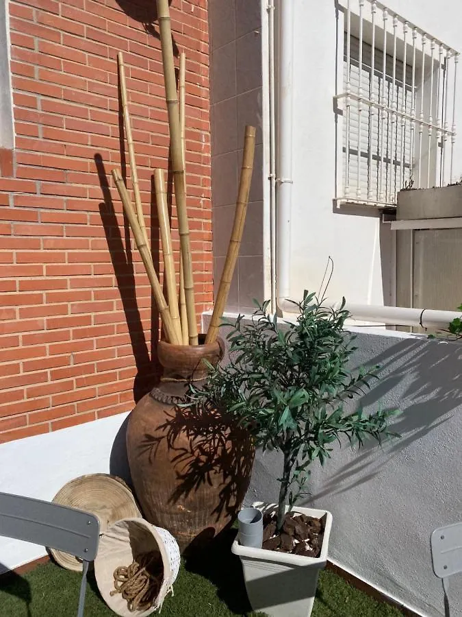 Villa Rafael Malaga 0*,