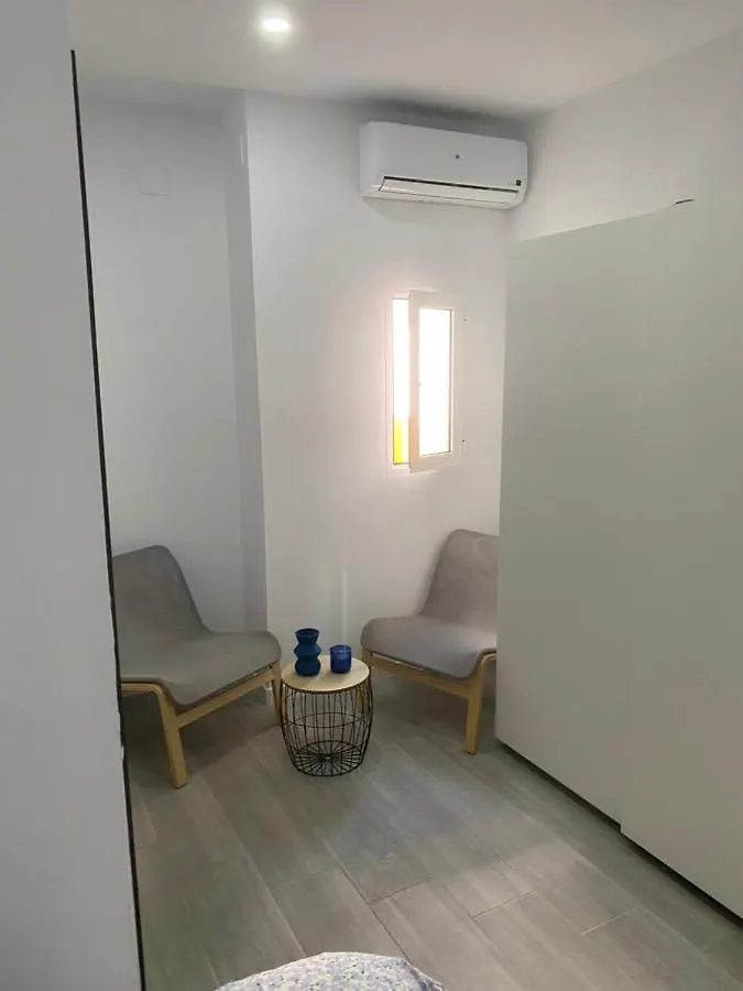 Villa Rafael Malaga 0*,